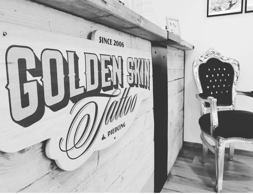 Lo studio Golden Skin Tattoo in Via Zambonate a Bergamo, dal 2006